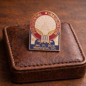 Barack Obama 2013 Inauguration Day Gold Lapel Pin Badge